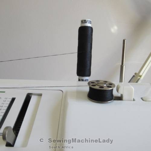 Sewing Machines & Overlockers BERNINA 1031 SEWING MACHINE (SWISS MADE