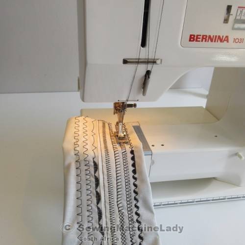 Sewing Machines & Overlockers BERNINA 1031 SEWING MACHINE (SWISS MADE