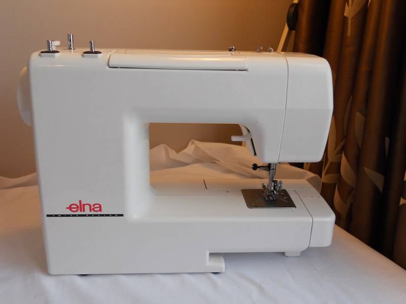 Sewing Machines & Overlockers ELNA 2004 SEWING MACHINE was sold for