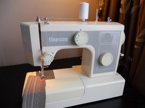 Manual sewing machines for sale