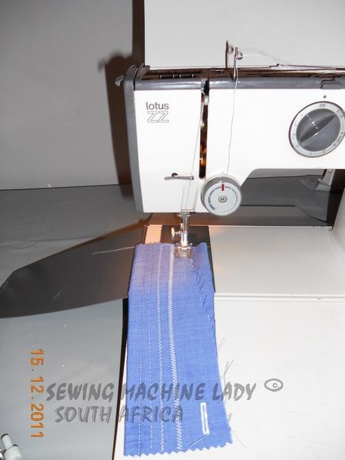 Sewing Machines & Overlockers ELNA LOTUS ZZ SEWING MACHINE (ZIG ZAG