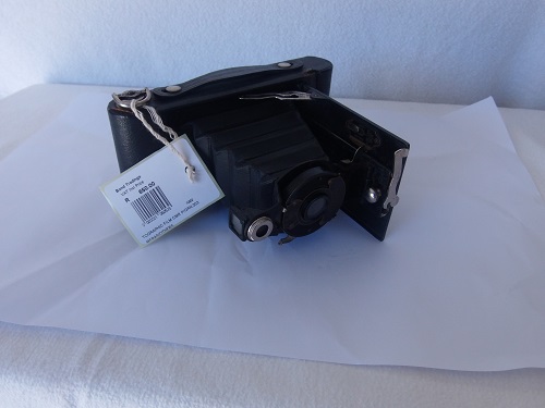 Cameras - Vintage Tographic Film Camera was sold for R201.00 on 3 Apr ...