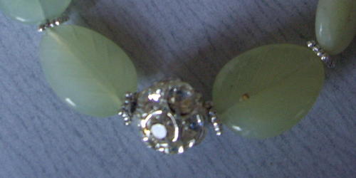 jade leaf bracelet