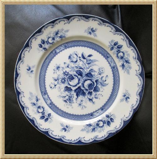 Oriental Porcelain - Vintage Japanese Fine China 