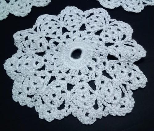 Teacup doilies