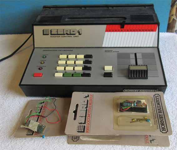 Railway - HORNBY ZERO 1 CONTROL SYSTEM WITH 3 R955 LOCOMOTIVE MODULES ...