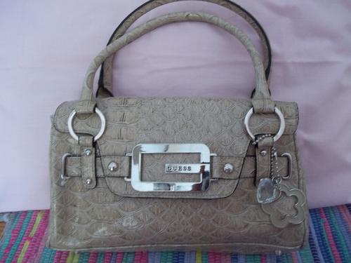 Handbags & Bags - GENUINE GUESS BAG BOUGHT FROM EDGARS was sold for R240.00 on 27 Nov at 21:01 ...