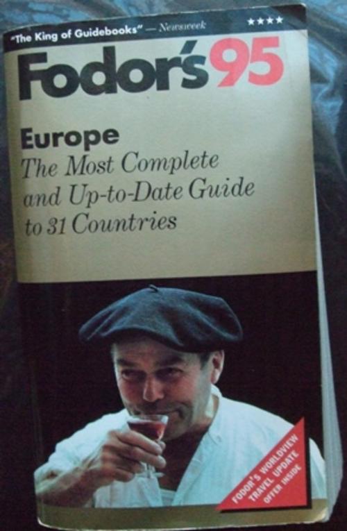 Fodors Fodor 95 1995 Europe Book  reading pages non fiction library student travelling trip advisor advice travel complete guide 31 countries country land map. King perfect trip. Top value hotels inns, Gasthofe  B&B's, paradors and pousadas, pensions and farmhouses. *Smart restaurants cozy cafes, bistros basseries, trattorias stubli, patisseries pubs. Walking driving tours visits museums sights vacation itineraries. Boat barge cruises cruisw, rail tours, hiking biking. know knowledge detailed maps bargain cheap low price must have collection traveler destination bid buy auction now closing soon tuesday wednesday friday weekend crazy wacky special collect collection paper read bind