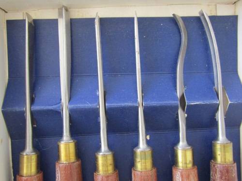 vintage boxed set of 6 marples wood carving tools, no.