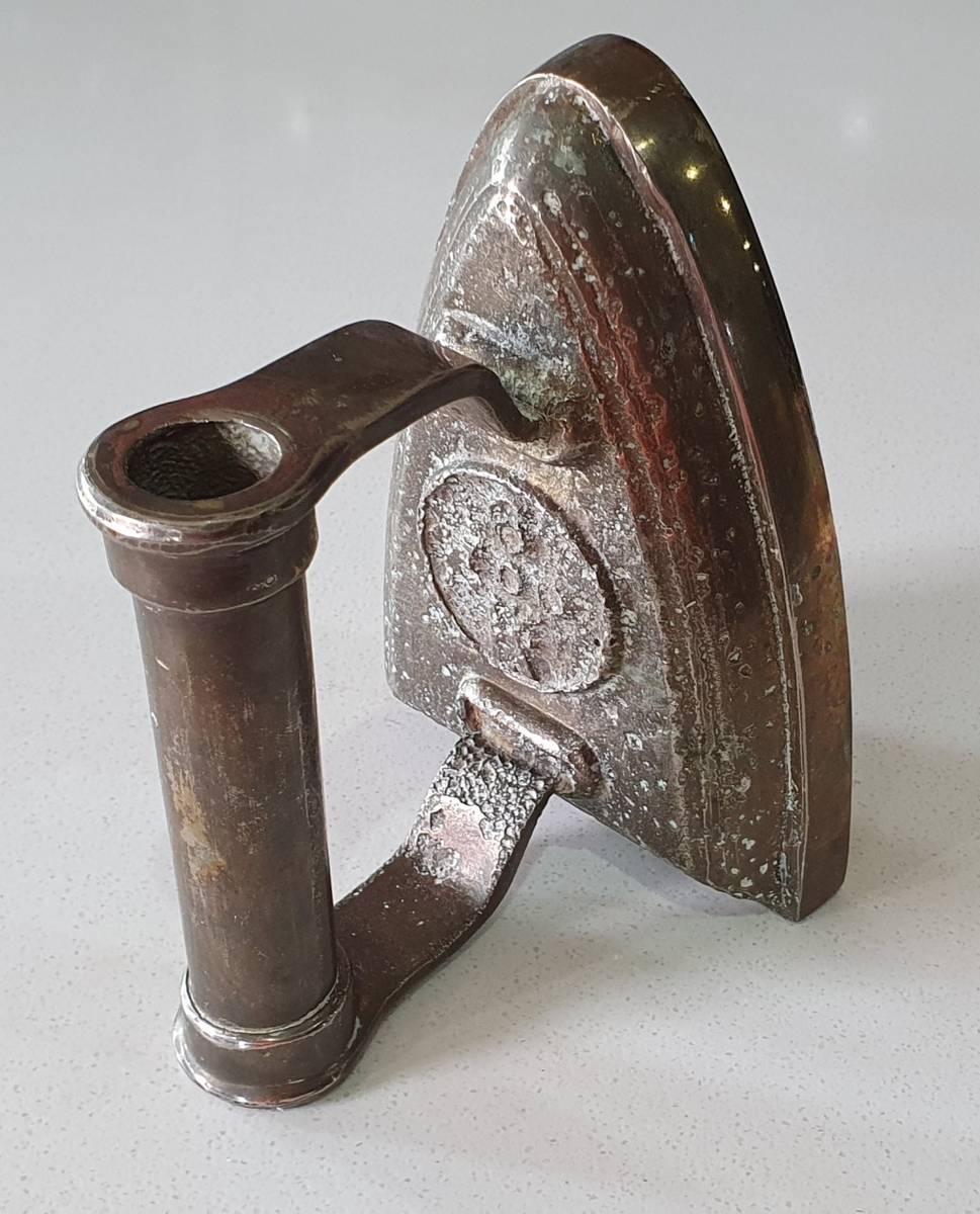 Appliances Vintage `brass look` cast iron, coal stove clothing Sad