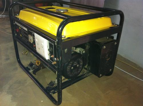 Generator Yellow MW3800 