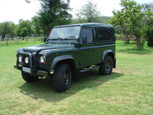 Land Rover - Land Rover Defender 90, 2.8i Petrol was listed for R170 ...