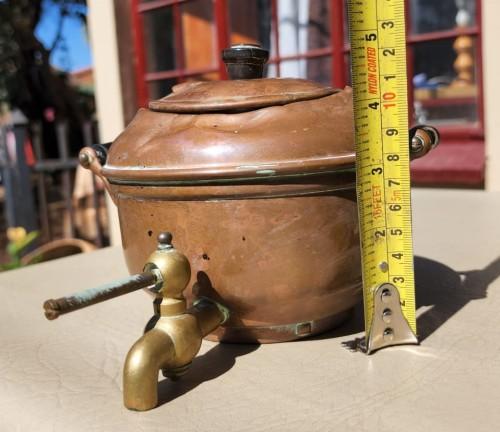 Antique Copper Sternau Coffee Machine 4 1/2 pints