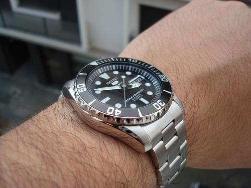 seiko submariner snzf17j1