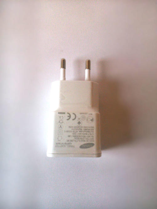 Samsung Wall Plug USB Power Adapter | White Photo