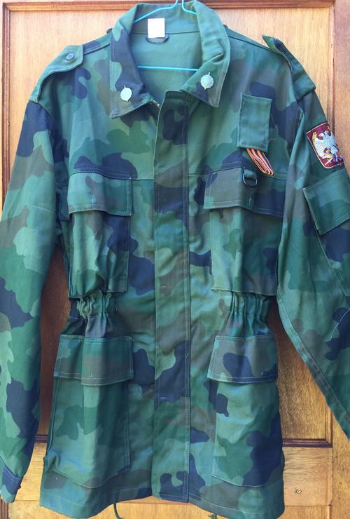 Uniforms - SERBIA M93 OAK LEAF PATTERN CAMO JACKET WITH BADGES SIZE XL ...