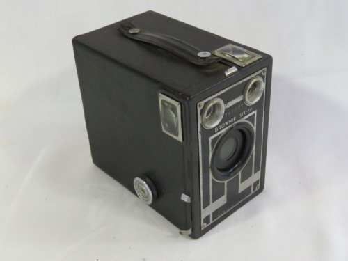 Kodak Brownie Target six-16 box camera
