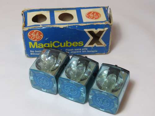 General Electric MagiCubes X - 3 Cubes, 12 flashes