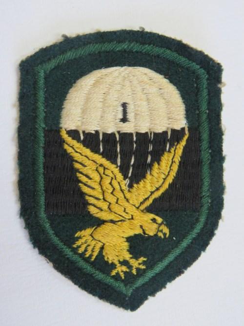 Other Badges & Insignia - SADF 1 Parachute Battalion cloth shoulder ...