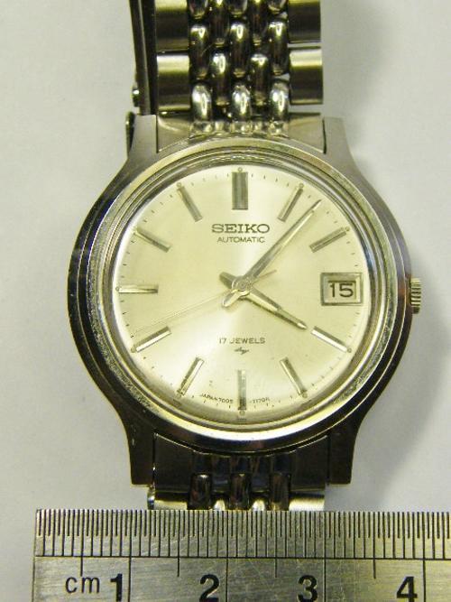 Men's Watches - Vintage Seiko automatic 17 jewels 7005-7110 mens watch -  excellent condition in case - as per photo was sold for  on 29 Apr  at 07:48 by Trust Coins in Cape Town (ID:182516472)