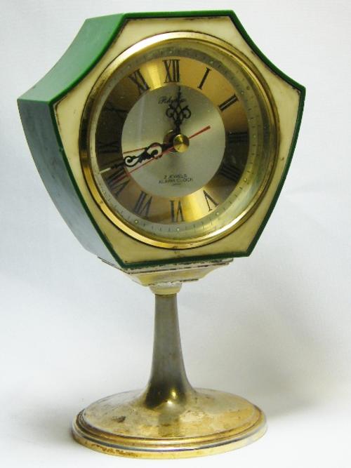 Vintage Rhythm 2 Jewel alarm clock - not working - as per photo