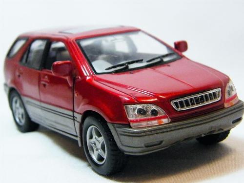 Lexus RX300 SUV with sunroof model car - scale 1/36 - pull back action - Kinsmart - as per photo