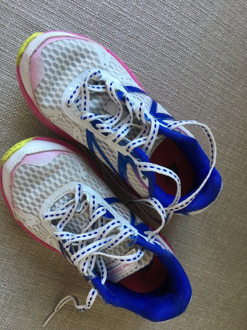 Shoes - ***Super low prices on - Stunning New Balance Running Takkie ...