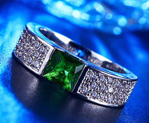 Rings - STUNNING EMERALD 18K WHITE GOLD FILLED DRESS RING ...