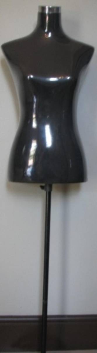 Mannequins HALFBODY MANNEQUINS (LADIES) was sold for R400.00 on 2 Aug