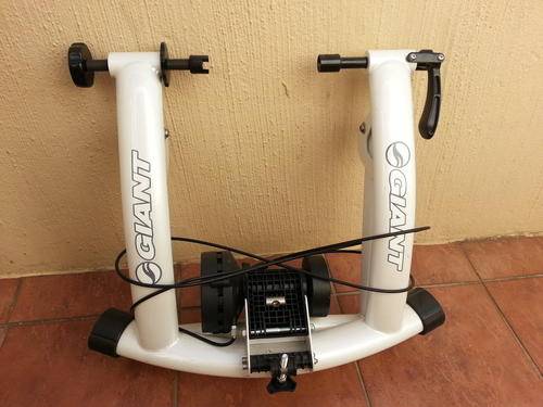 giant cyclotron magnetic indoor trainer review