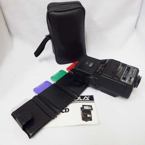 Regula Variant 30 - 2 TCD flash with colour filters and bag - Not tested