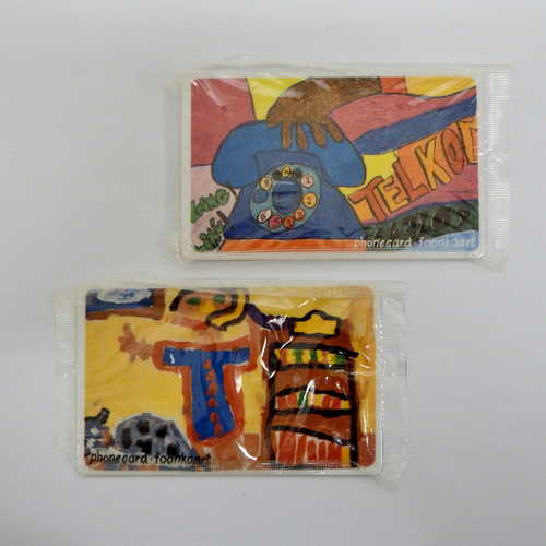 2 Different childrens art phone cards - unused in plastic - R10 and R20