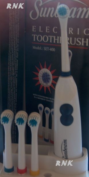 Sunbeam Electric (Batteries) Toothbrush Model.SET-400