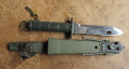 Bayonets - AITOR JUNGLE KING SURVIVAL KNIFE WITH WIRE CUTTER SCABBARD ...