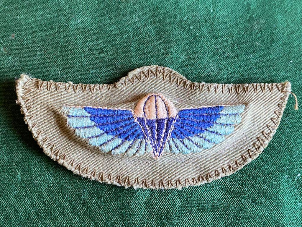 International Badges & Insignia - RHODESIAN SAS PARACHUTE WINGS FOR ...