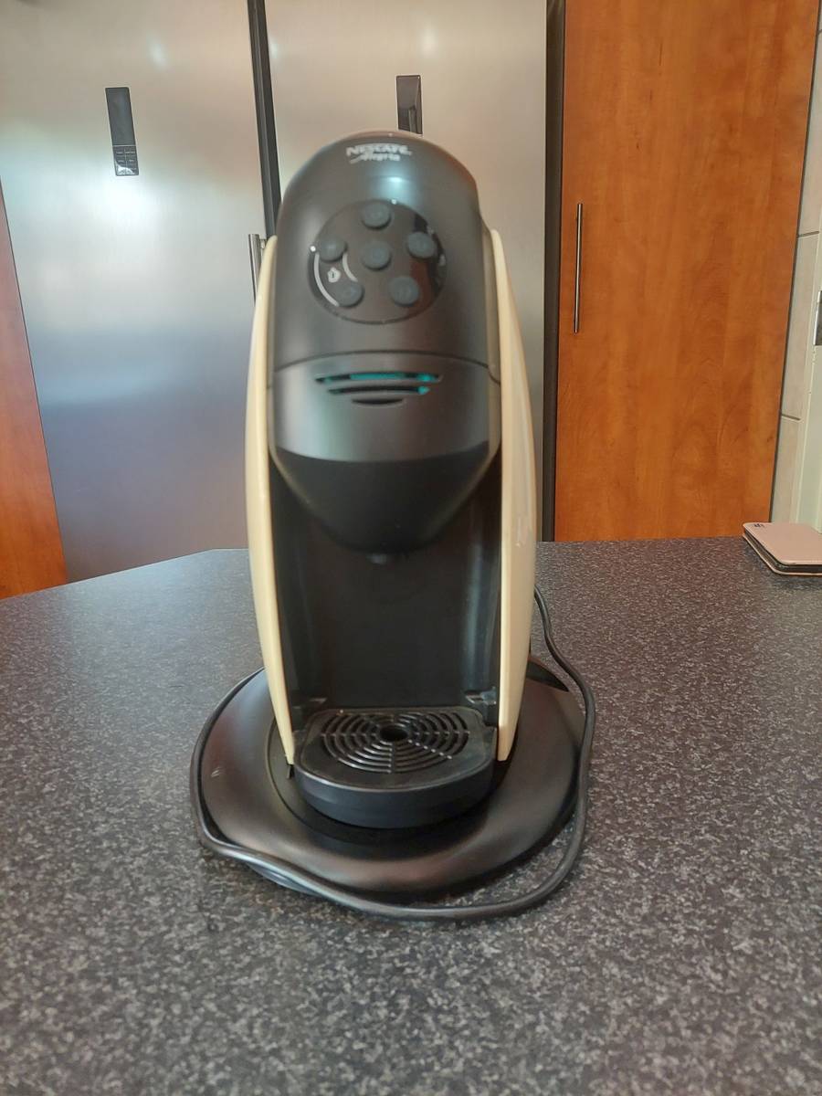 Espresso & Coffee Machines NesCafe Alegria 510 was sold for R801.00 on 10 Nov at 1401 by