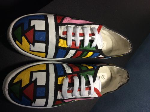 Other Artwork - HAND PAINTED, NDEBELE ARTWORK, CANVAS TEKKIES, SIZE 5 ...