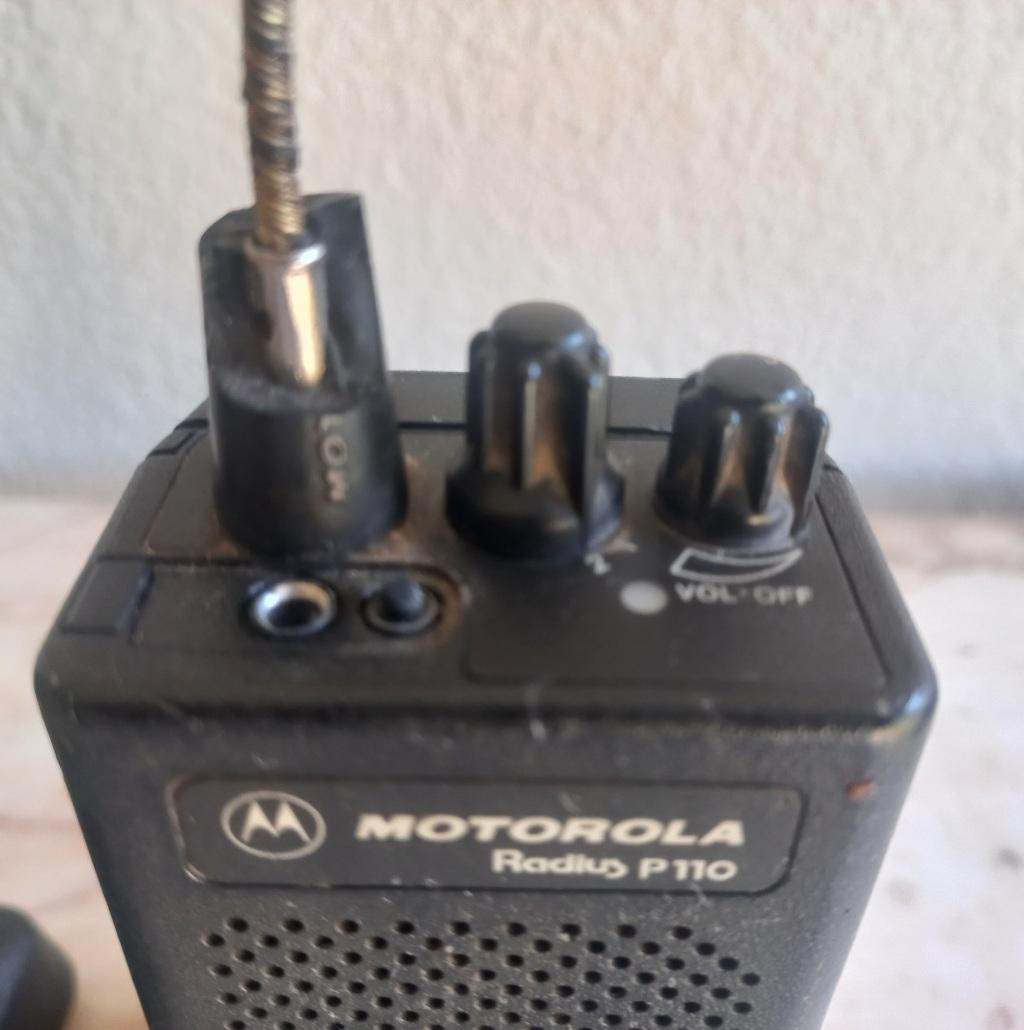 TwoWay Radios MOTOROLA 2 WAY RADIOS P110 MODEL HTN9804A was sold for R61.00 on 15 May at 22