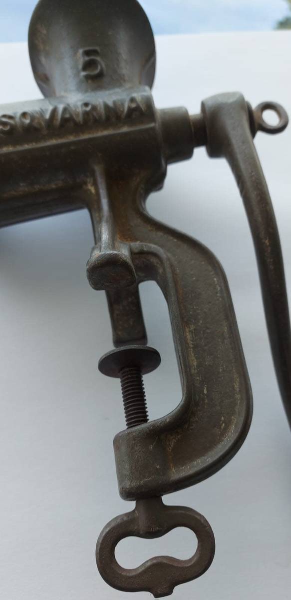 Appliances Husqvarna Number 5 Meat Mincer for sale in Port Elizabeth