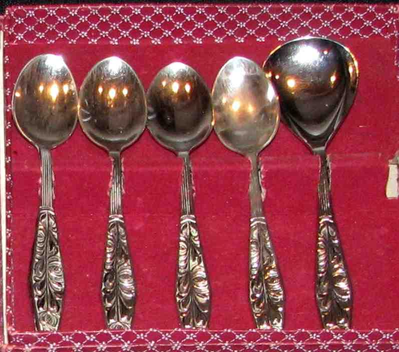 Cutlery - Novalux Plate = Holland =12 Cake Forks & 10 Teaspoons & 1 ...