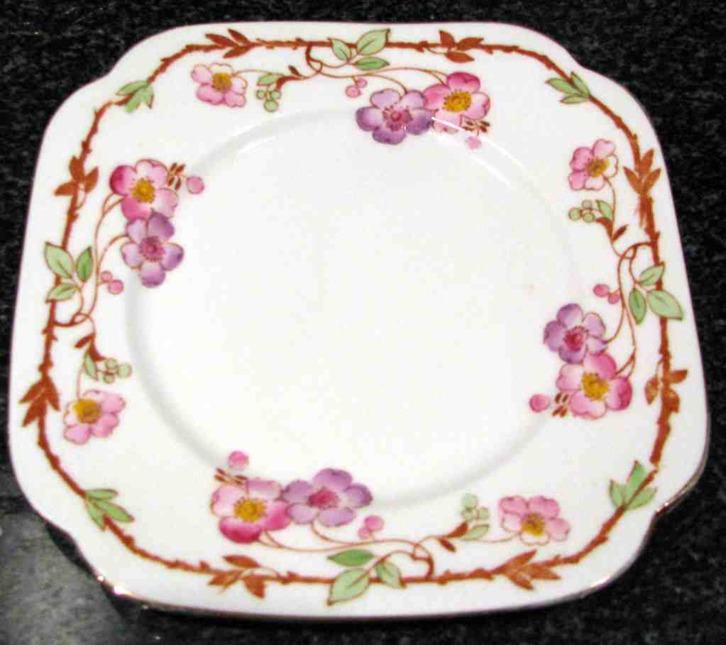 English Porcelain ROSLYN Side Plate = Fine Bone China = Beautiful