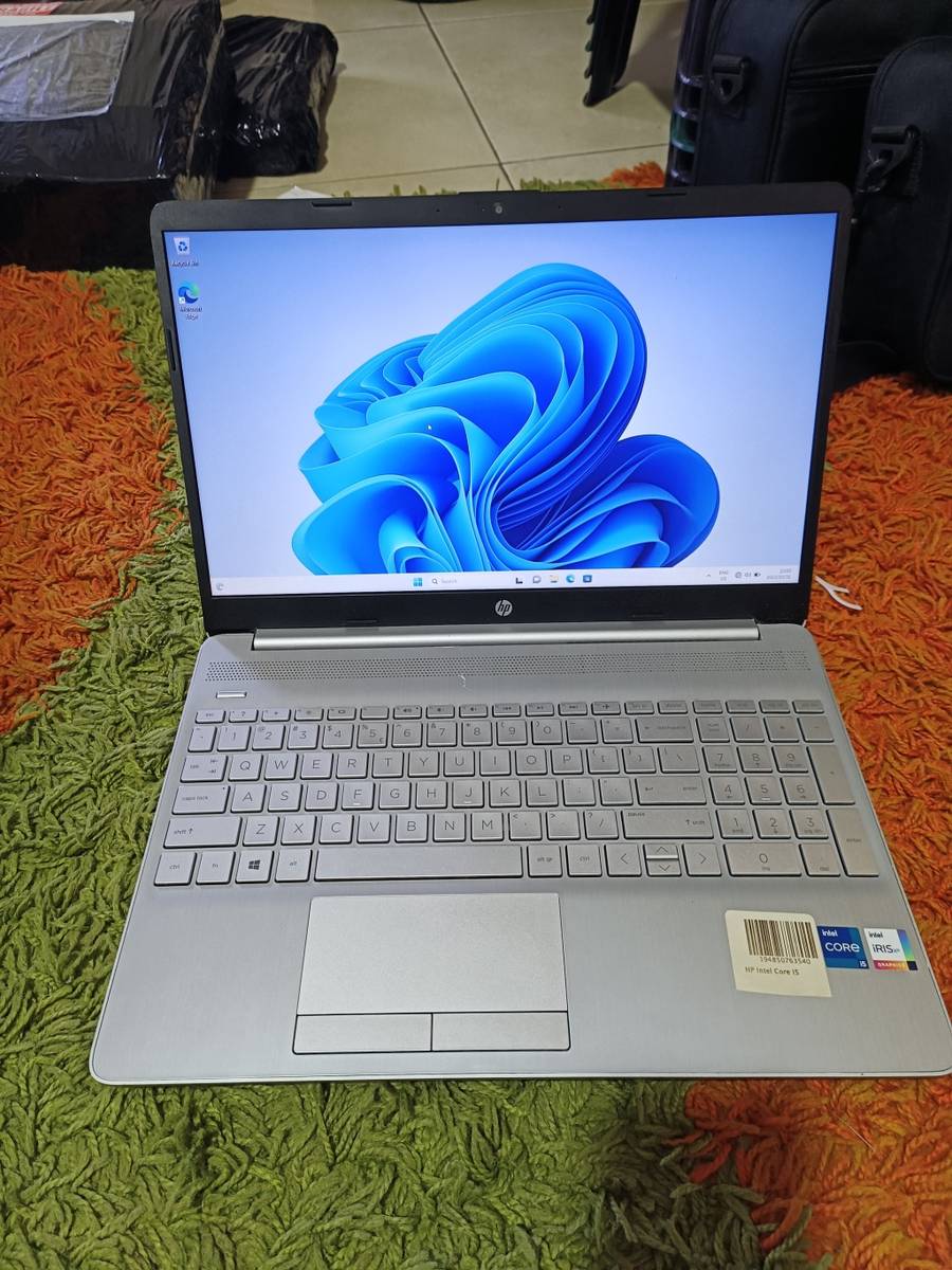 Laptops & Notebooks **BARGAIN BUY** BOXED HP 15 11th GEN i5, 8GB RAM