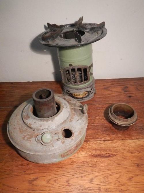 Paraffin stove for spares or display
