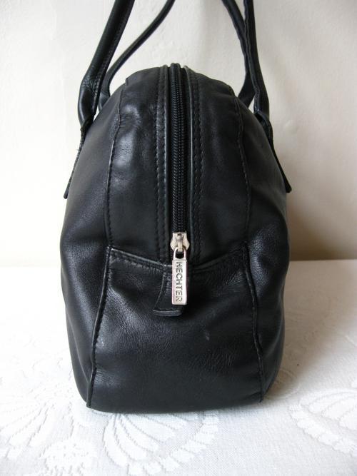 Daniel Hechter Paris Shoulder Bag Black Old-fashioned Suitcase -   Denmark