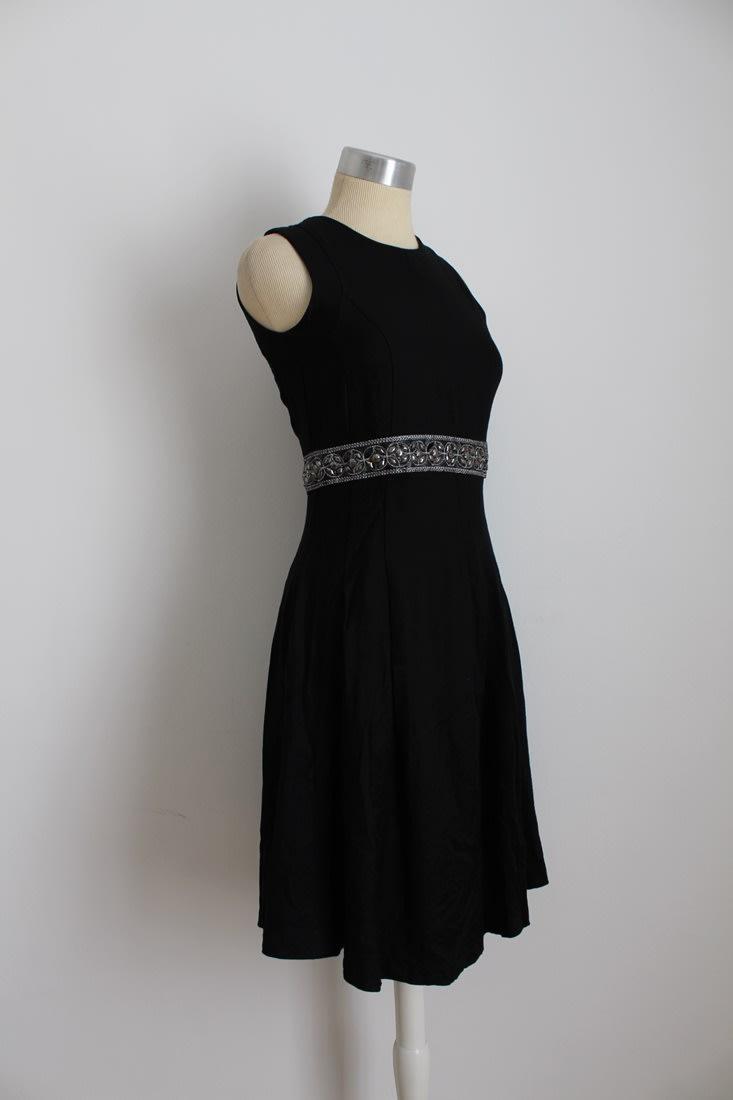 Casual Dresses - *PRINGLE* DESIGNER BLACK BEADED A-LINE DRESS - SIZE 8 ...