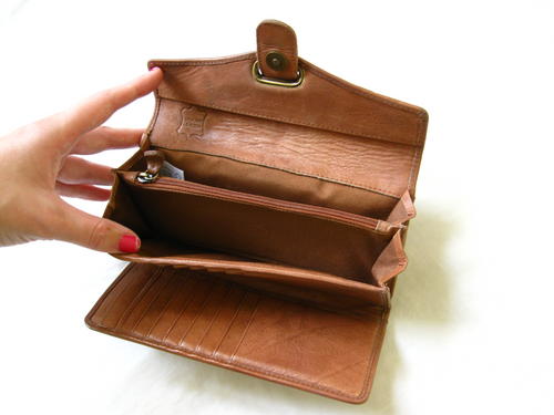 Purses & Wallets - GENUINE LEATHER PLEATED TAN WOOLWORTHS LADIES WALLET was sold for R170.00 on ...