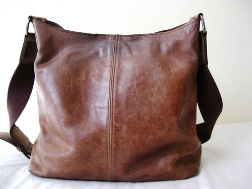 Handbags & Bags - GENUINE LEATHER BROWN WOOLWORTHS LARGE BUCKET TOTE HANDBAG was sold for R397 ...