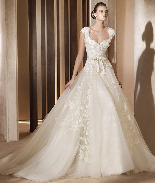 Wedding Dresses - Ivory Lace and Tulle Sweetheart Ball Gown Cap Sleeve