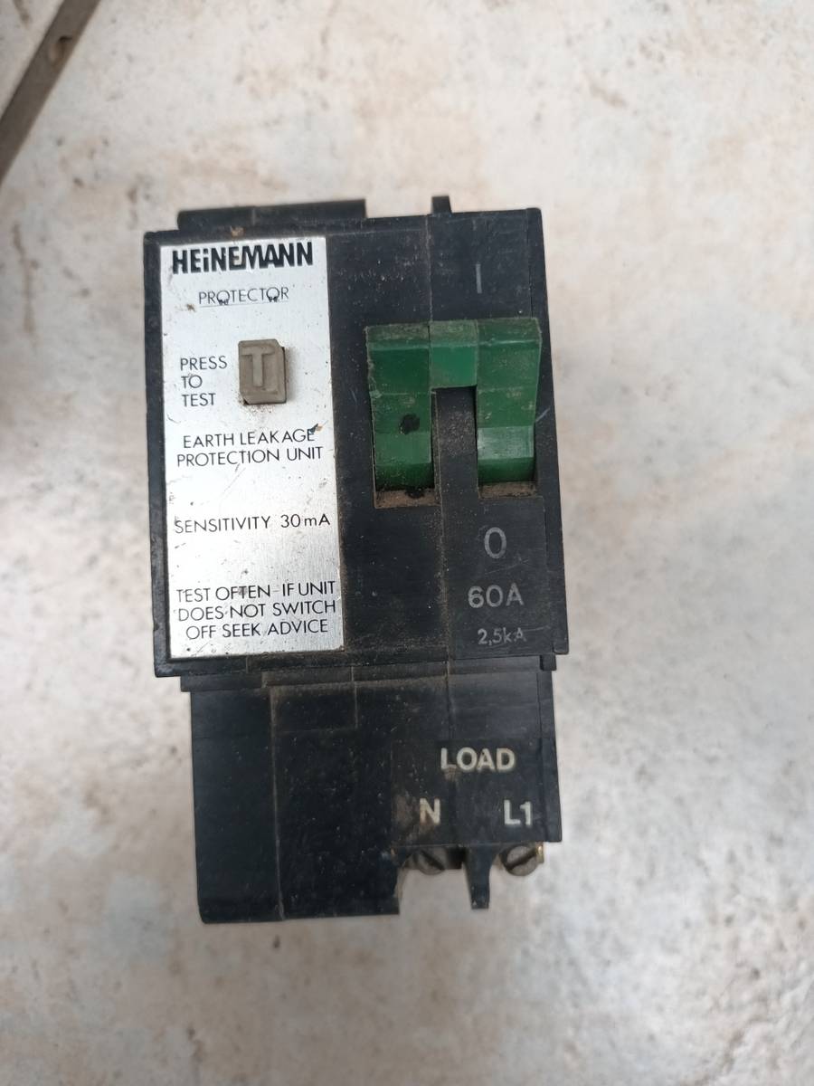 Circuit Breakers & Transformers HEiNEMANN Earth Leakage Circuit Breaker was sold for R71.00 on