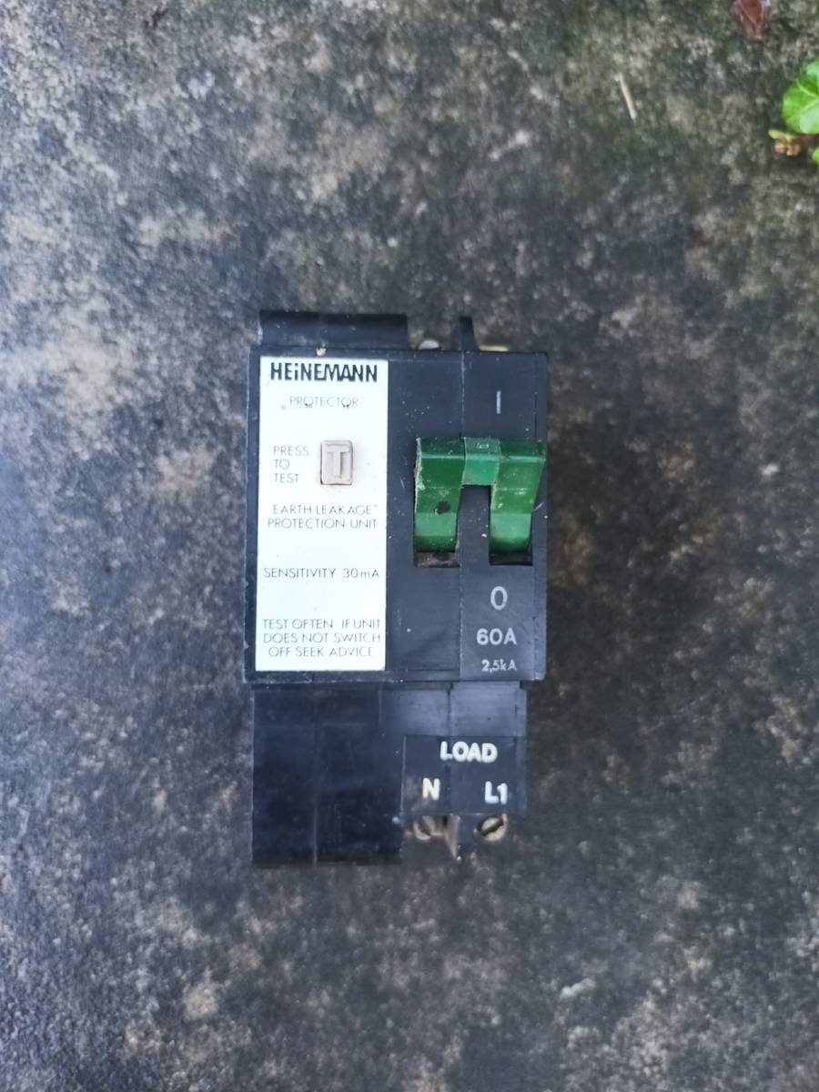 Circuit Breakers & Transformers HEiNEMANN Earth Leakage Circuit Breaker was sold for R71.00 on